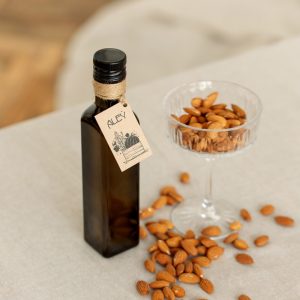 Миндальное масло